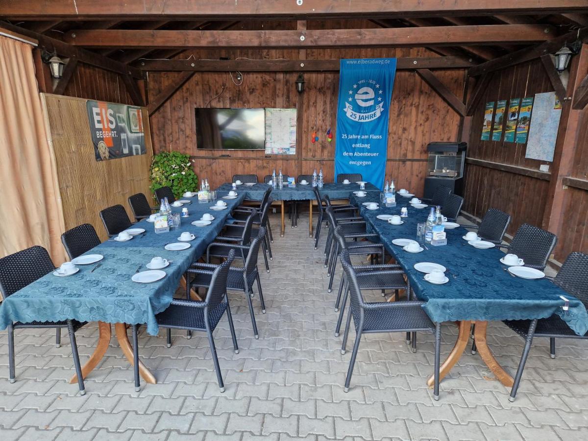 Gasthaus Kelly Magdebourg Extérieur photo